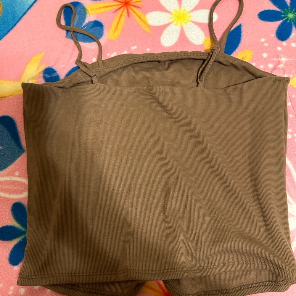This is a brown shot never used it’s more of a lose fit